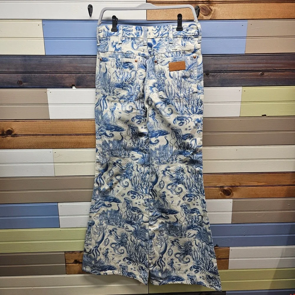 Wrangler Wanderer High Rise Flare Jeans Blue Sea Life Toile Print 29x34 Western - Picture 4 of 11